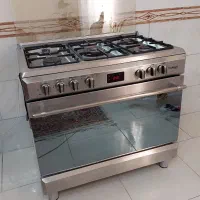 اجاق گاز فر تکنو در حد نو مناسب جهیزیه