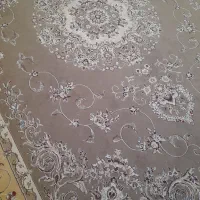 یک فرش گردویی سالم (نگین مشهد)۹۵۰۰تومن