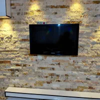 تلوزیون ۳۲ اینج ال سی دی دکمه ها لمسی دیجیتال دلر