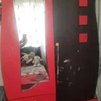 فروش یک عدد کمد و دو عدد تخت و میز کامپیوتر|تخت و سرویس خواب|زرقان, |دیوار