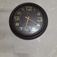 ساعت دیواری سالم