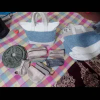 رو متکا|رختخواب، بالش، پتو|بومهن, |دیوار