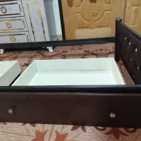 تخت خواب یک نفره|تخت و سرویس خواب|قم, شهرک امام حسن|دیوار