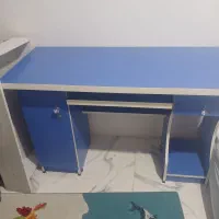 میز کامپیوتر و تحریر