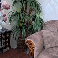 درختچه نخل مصنوعی همراه با گلدان هخامنشی