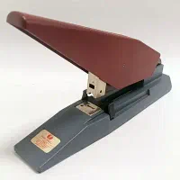 منگنه وسط زن|لوازم التحریر|تهران, دروازه شمیران|دیوار