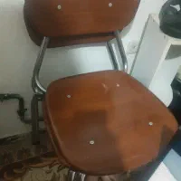 دوعددصندلی تروتمیز درحدنو۵۰۰