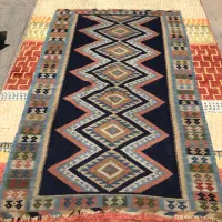 گلیم طرح دار