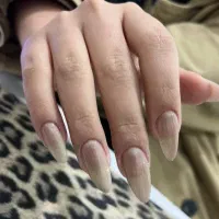 کاشت ناخن و ترمیم