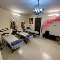 اجاره مژه وناخن|اجارهٔ دفتر کار، اتاق اداری، مطب|قم, صفاشهر|دیوار