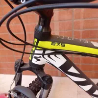 دوچرخه ۲۸ حرفه ای ویوا|دوچرخه، اسکیت، اسکوتر|کاشان, فاز ۲ ناجی آباد|دیوار