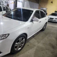 خودرو کیا اپتیما 6 سیلندر سال  ۲۰۱۰|خودرو سواری و وانت|اصفهان, کوجان|دیوار