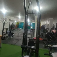 وسایل باشگاه بدن سازی