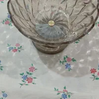 تعدادی ظرف پذیرای