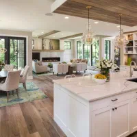 آپارتمان-115-متری-چسبیده-به-خیابان-اصلی