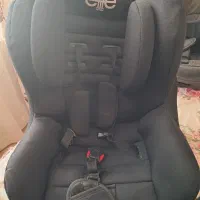یک جفت صندلی ماشین برای کودک