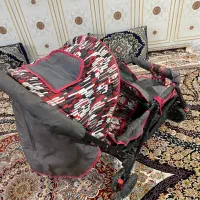کالسکه دوقلو