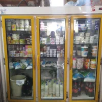 فروشنده سوپر مارکت