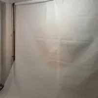 پرده سفید جنس مخملی با پایه نگهدارندهpanasun