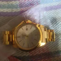 ساعت نونو هنوز پوشیده نشده|ساعت|بم, |دیوار