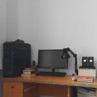 به دلیل کمبود جا میز فروشی مفت