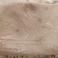 تعدادی پارچه ی لباسی