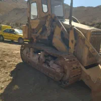 لودر زنجیری کوماتسو 60اجرای پروژه های عمرانی|خدمات پیشه و مهارت|تربت‌حیدریه, کاشانی|دیوار