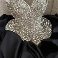 اجرای جواهر دوزی روی لباس باطرح دلخواه شما