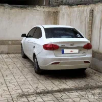 جک j4 مدل 1402 کارمندی / سه تا قسط ۴۶ م داره