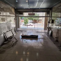 مغازه 60 متری بلوار طلائیه بر خیابان اوجی