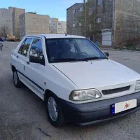 پرایدبدون رنگ ۹۴