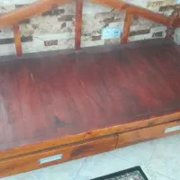 تخت چوبی سنتی|مبلمان خانگی و میز عسلی|کرج, خلج آباد|دیوار
