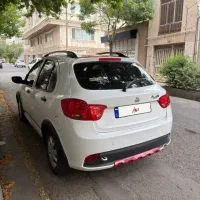 کوییک R مدل 1402