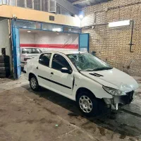 پژو 206 صندوقدارV8 تصادفی