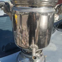 سماور قدیمی برنجی سالم ۱۰کیلو وزنشه