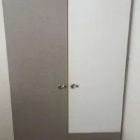 تخت وکمد دست ساز و بسیار محکم .