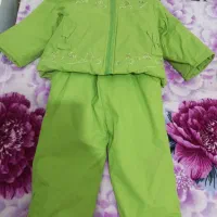 کاپشن لباس دخترانه همه در حد نو