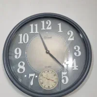 ساعت دیواری