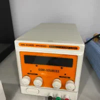 منبع تغذیه APS3005si+