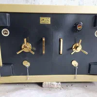 گاوصندوق مدل ۱۲۰۰نوآوران