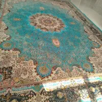 دوعدد قالی دستباف ماشینی