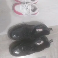 کفش بزرگسال و کودک