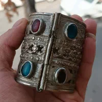 دستبند زنانه عتیقه قاجاری با سنگای فابریک|کلکسیون اشیاء عتیقه|مشهد, شهید قربانی|دیوار