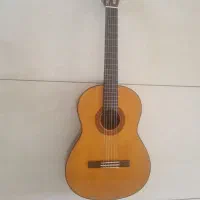 گیتار یاماها c70