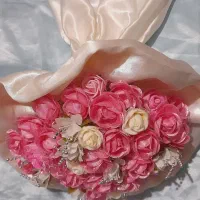 دسته گل عروس جنس فومی|گل مصنوعی|شیراز, قلعه نو|دیوار