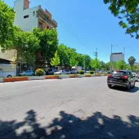 رهن و اجاره مغازه ۴۰ متری بر اصلی بلوار امیر