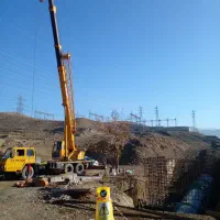 جرثقیل ۲۵تن تادانو اماده همکاری درشرکتها.