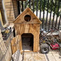 خونه و لونه سگ