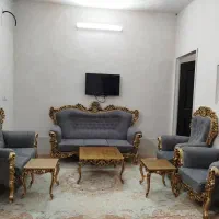 مبل نیم سلطنتی