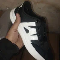 کفش ورزشی|کیف، کفش، کمربند|آستانه اشرفیه, |دیوار